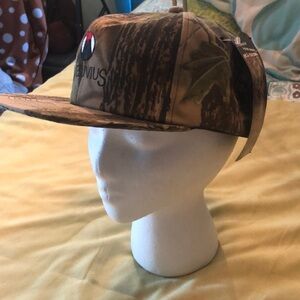 Realtree X-tra Vesuvius camouflage pattern cap NWT/Adjustable back plastic strap